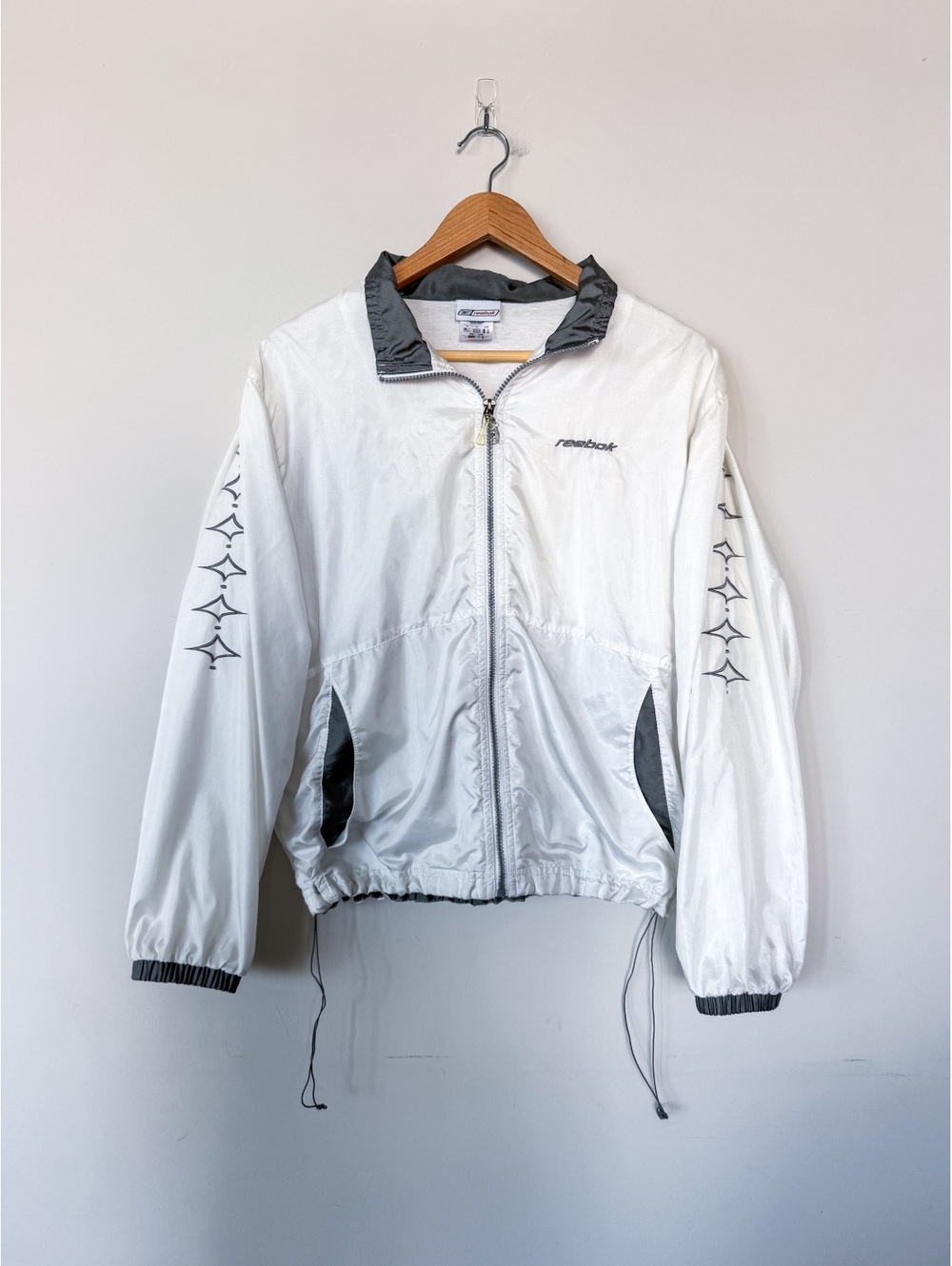 VTG Streetwear White & Gray Embroidered Track Jacket Reebok Star Decal